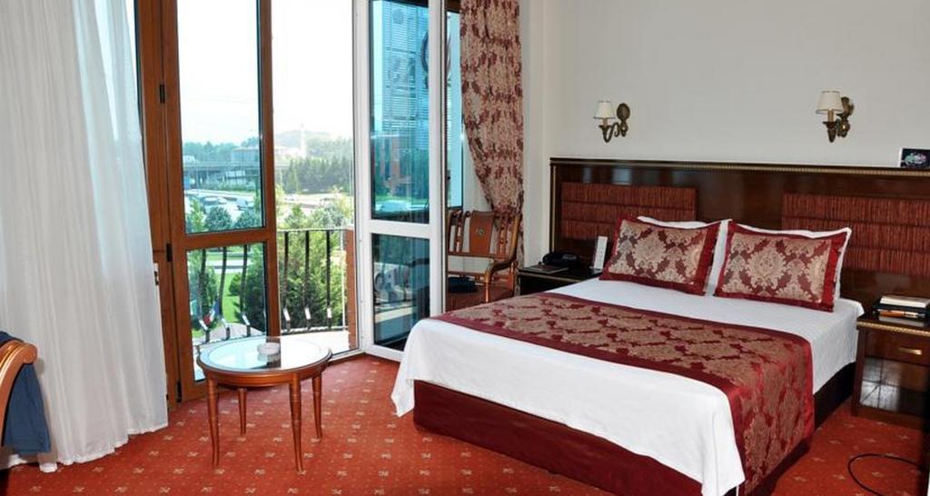 Pasha Palas Hotel Izmit Kültér fotó